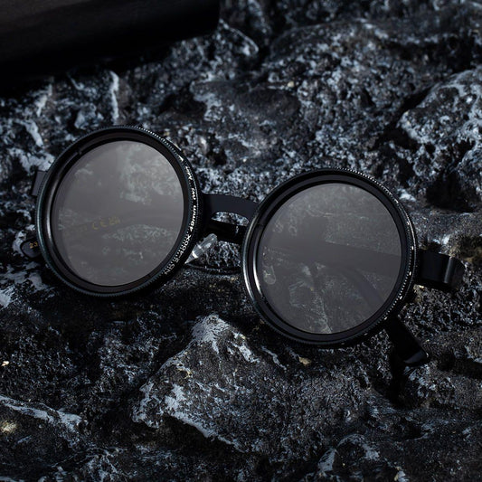 Steampunk Round Black Sunglasses with Carbon Fiber Zip Case